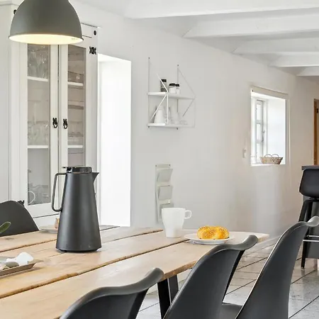 Holiday home Beautiful In With House A Panoramic View